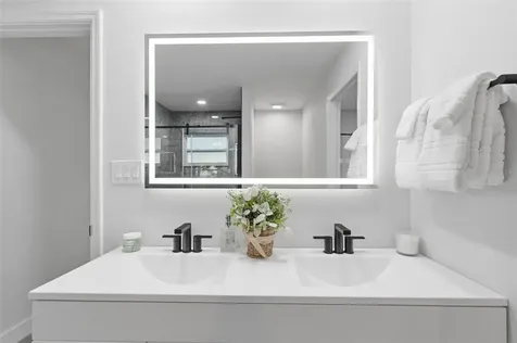 3084 Spirea Street Sarasota FL 34231