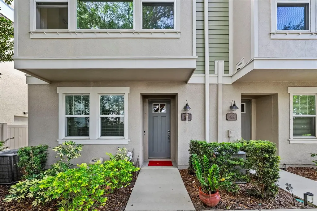 420 S Lincoln Avenue Tampa FL 33609
