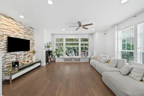 420 S Lincoln Avenue Tampa FL 33609