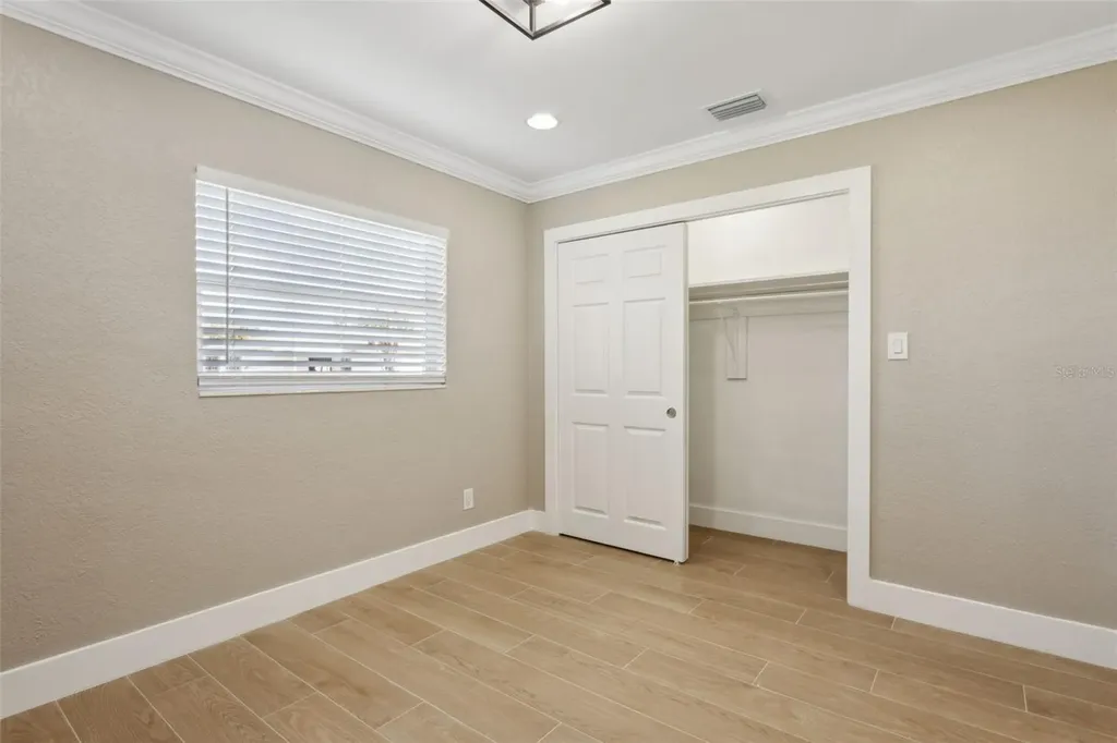 3819 W Gray Street Tampa FL 33609