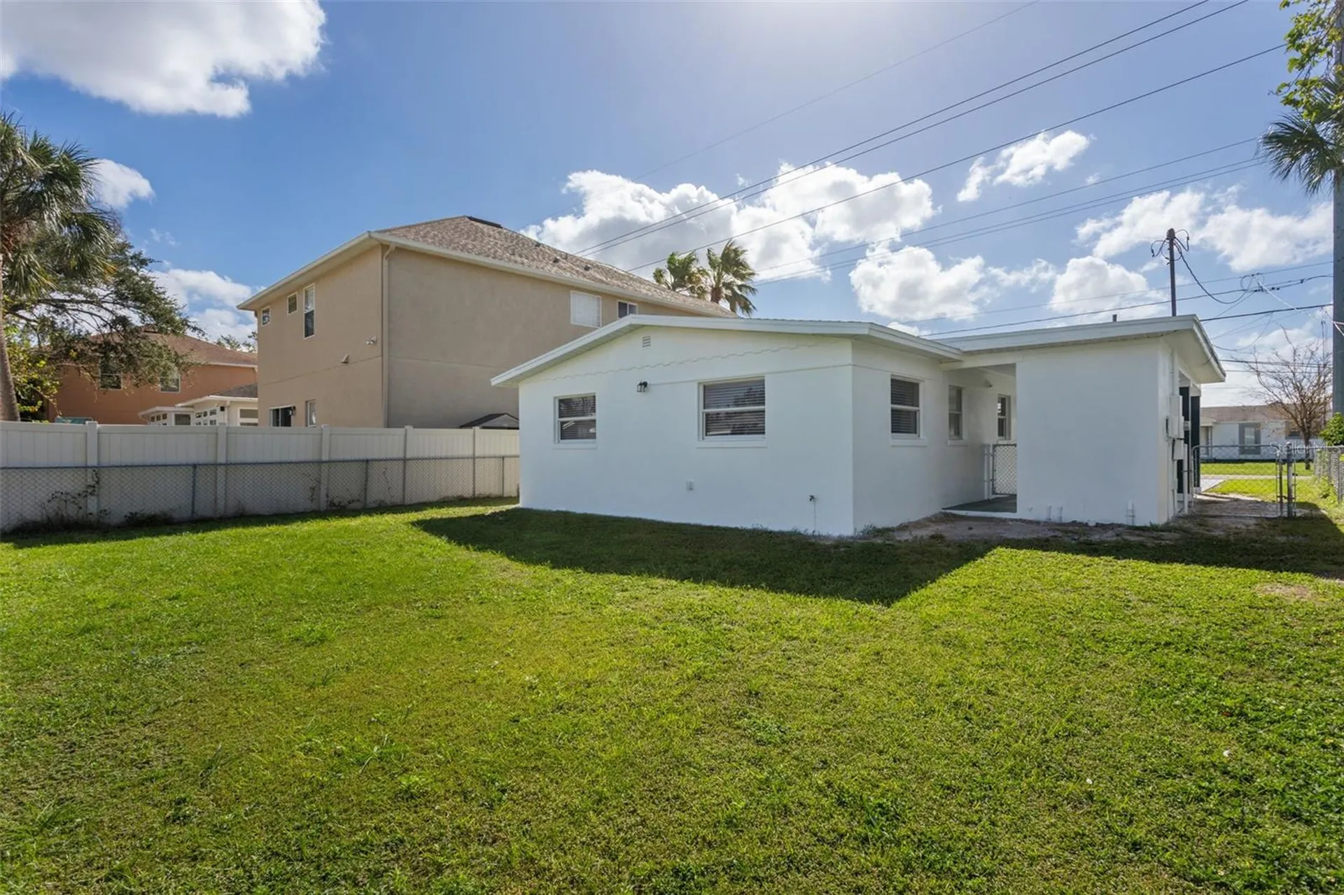 3819 W Gray Street Tampa FL 33609