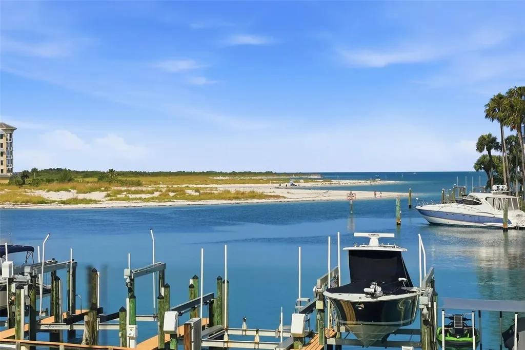1060 Pinellas Bayway S Tierra Verde FL 33715