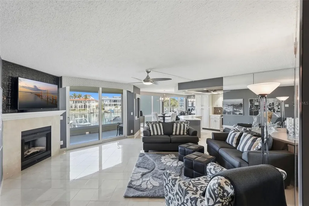 1060 Pinellas Bayway S Tierra Verde FL 33715