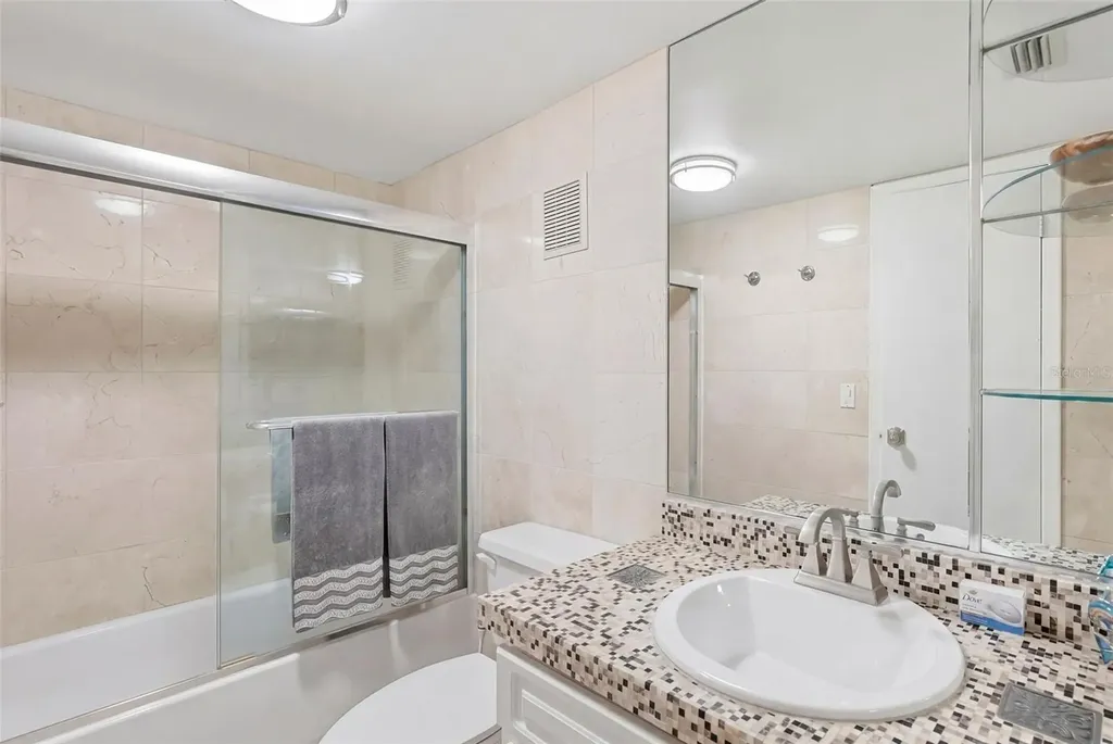 1060 Pinellas Bayway S Tierra Verde FL 33715