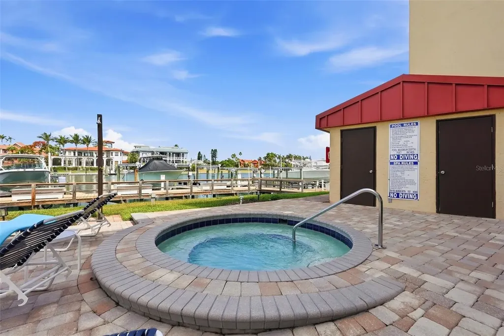 1060 Pinellas Bayway S Tierra Verde FL 33715