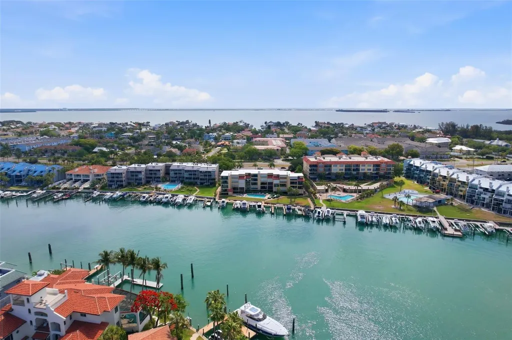 1060 Pinellas Bayway S Tierra Verde FL 33715