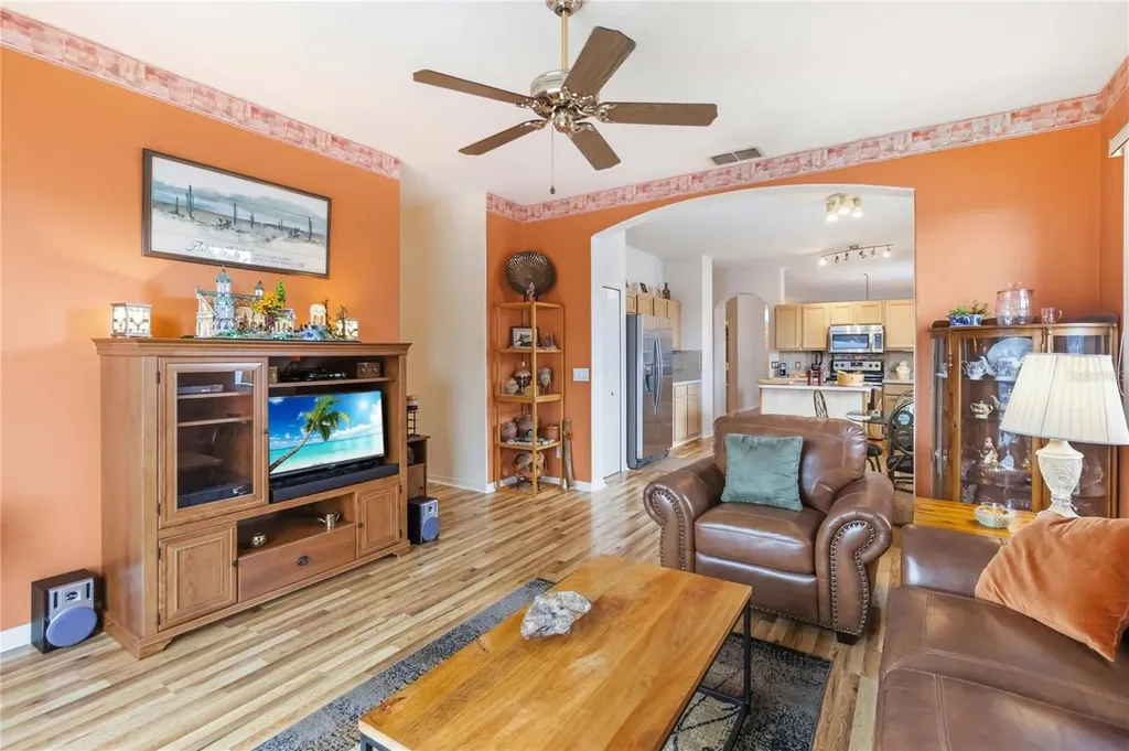 3203 Holland Drive Orlando FL 32825