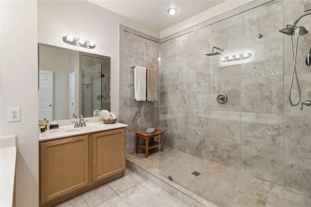 3203 Holland Drive Orlando FL 32825