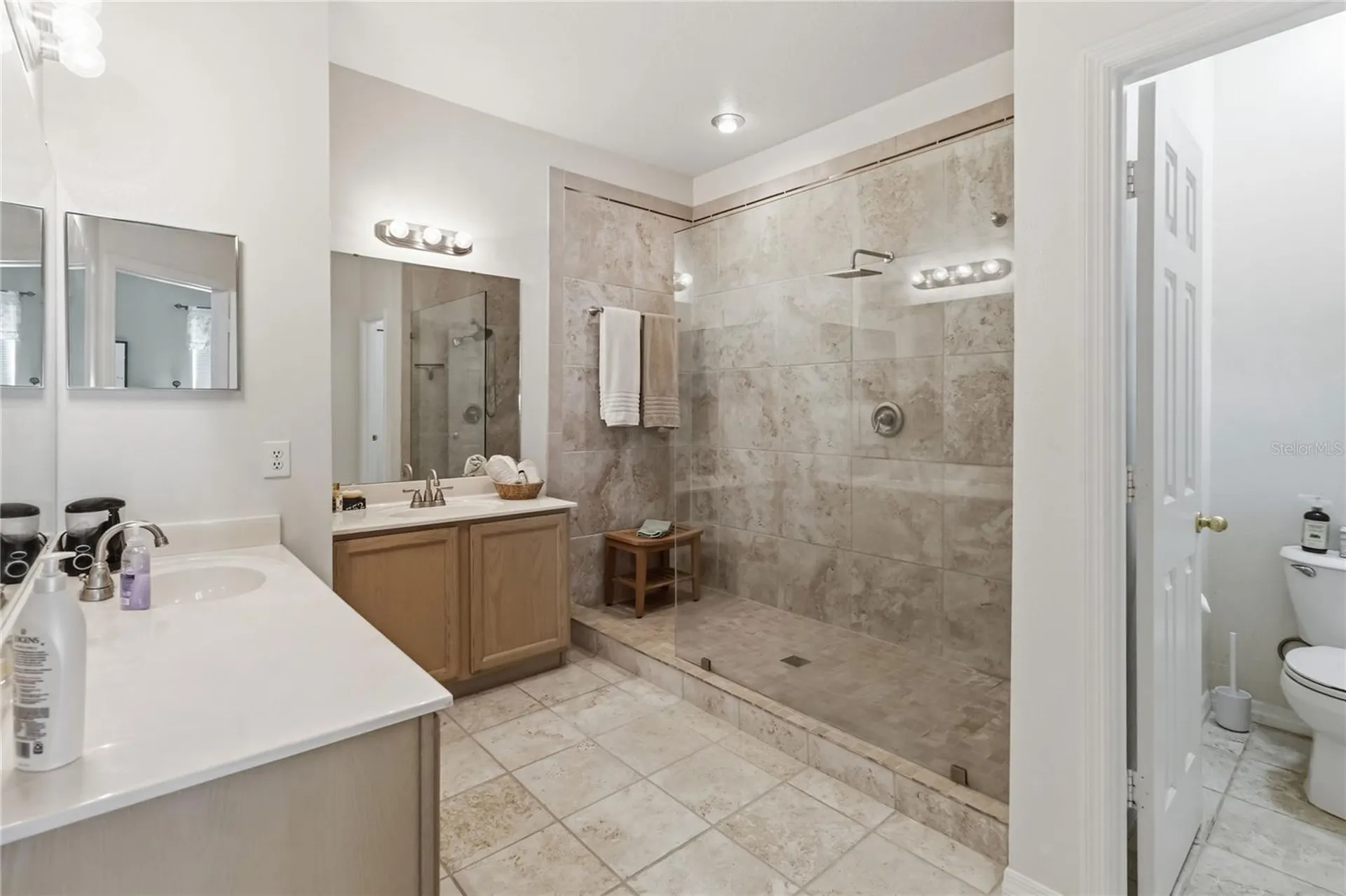 3203 Holland Drive Orlando FL 32825