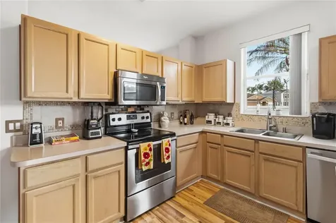 3203 Holland Drive Orlando FL 32825