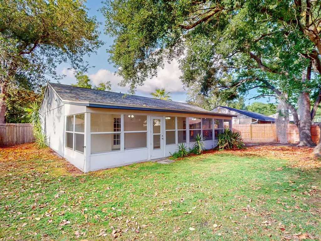 17628 Whistling Lane Lutz FL 33549