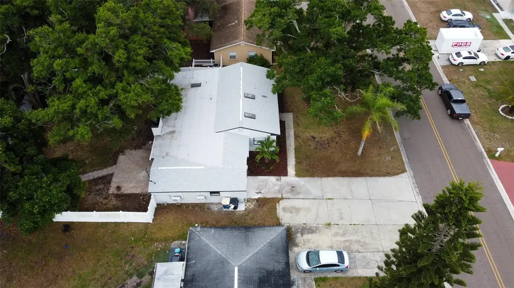 15 N Saturn Avenue Clearwater FL 33755