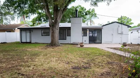 15 N Saturn Avenue Clearwater FL 33755