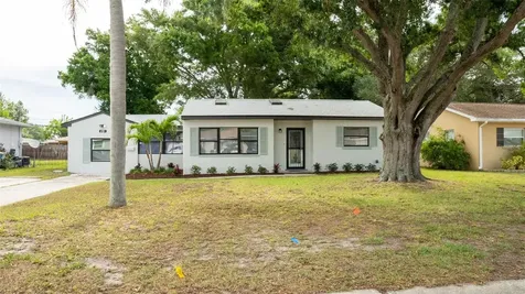 15 N Saturn Avenue Clearwater FL 33755