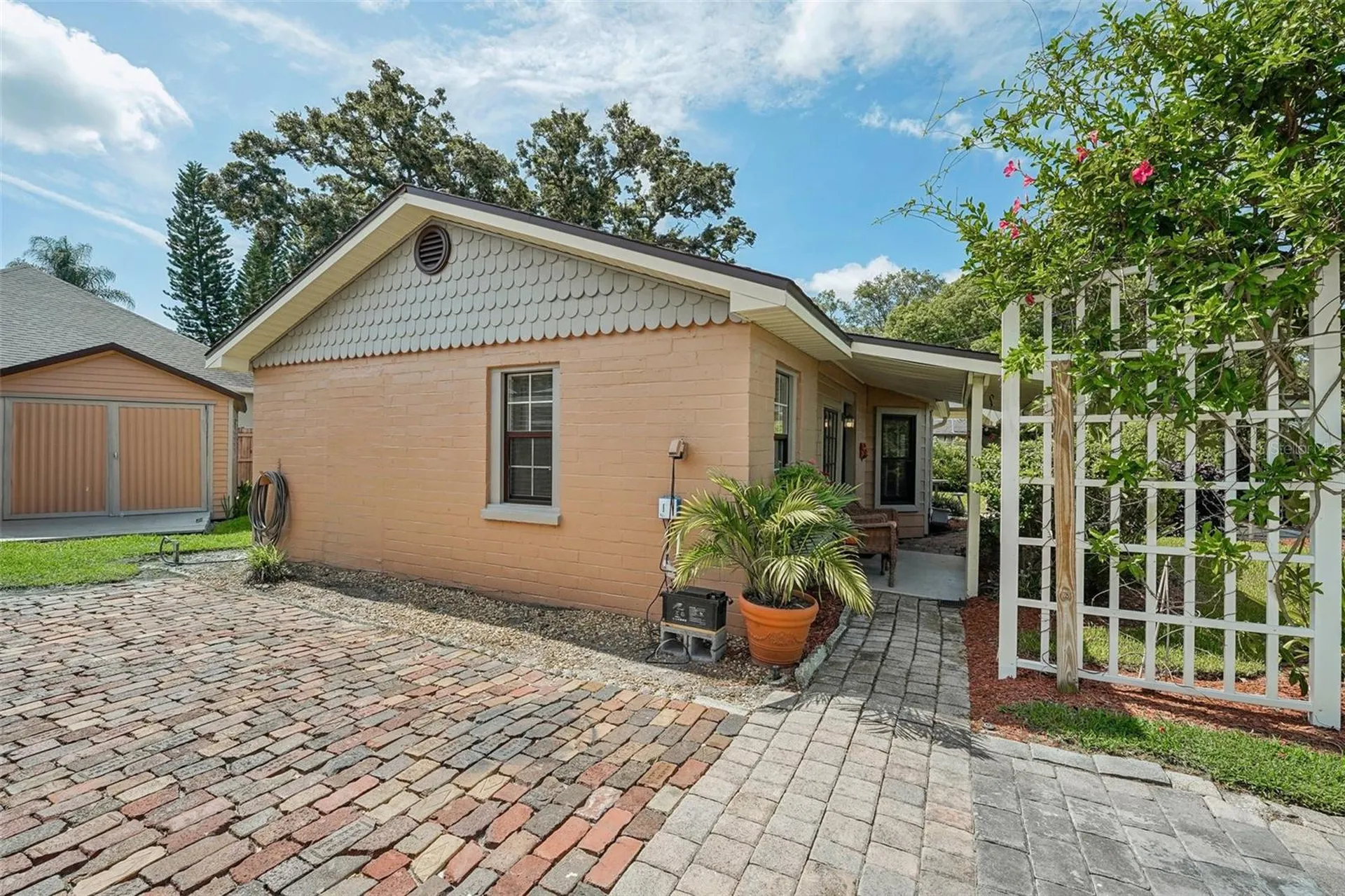 1020 Venetian Avenue Orlando FL 32804
