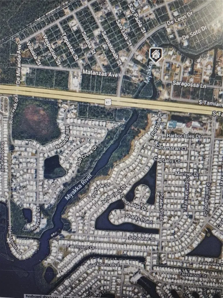 112 Antilla Road North Port FL 34287