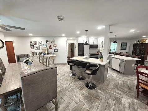 112 Antilla Road North Port FL 34287