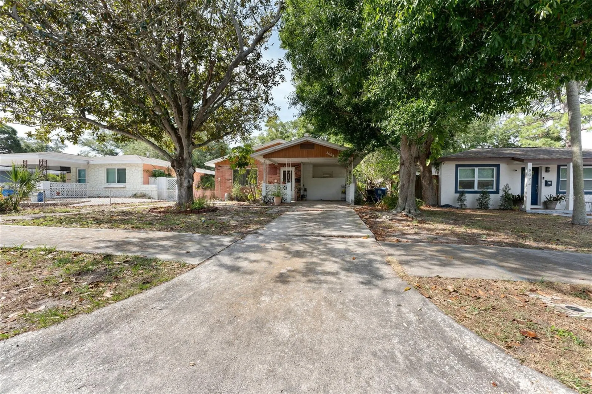 8068 30th Avenue N St Petersburg FL 33710