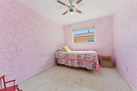8068 30th Avenue N St Petersburg FL 33710