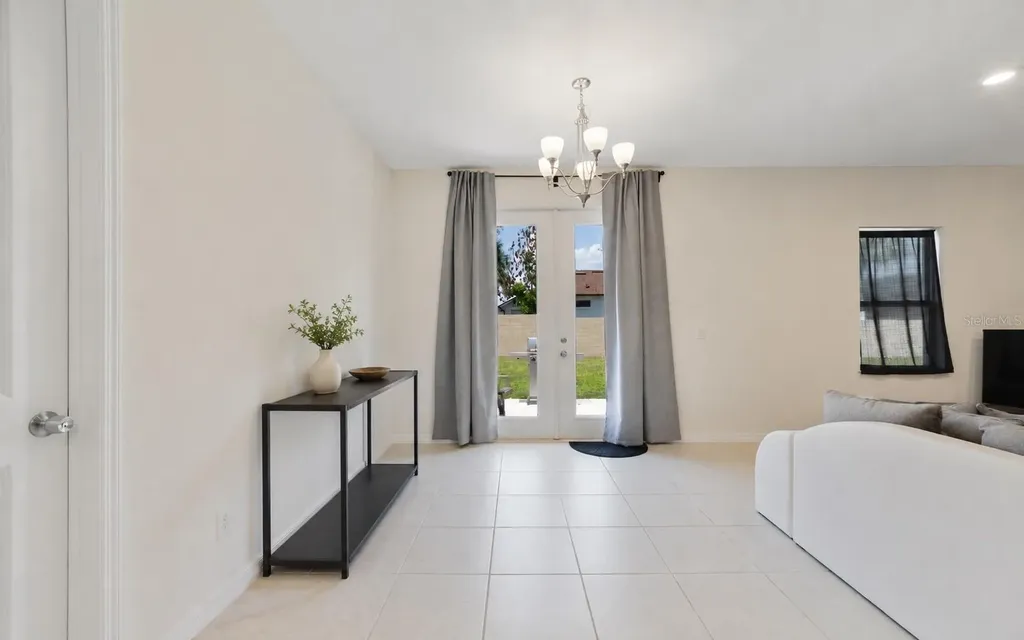 9222 Waverly Walk Drive Orlando FL 32817