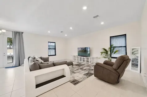 9222 Waverly Walk Drive Orlando FL 32817