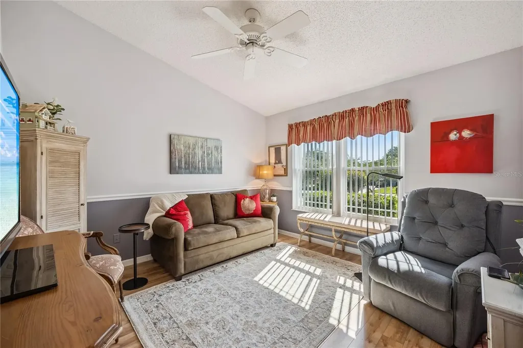 4730 Sawgrass Lake Circle Leesburg FL 34748