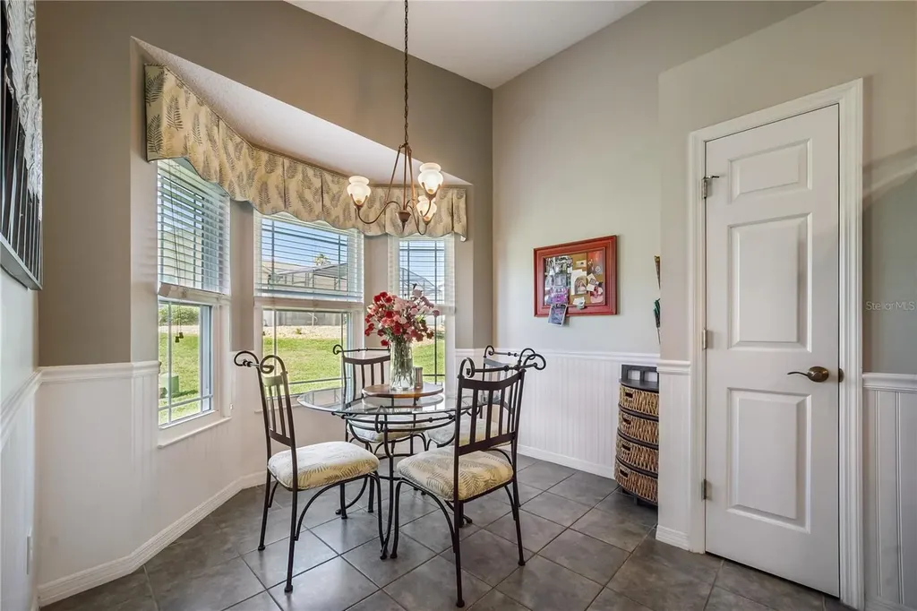 4730 Sawgrass Lake Circle Leesburg FL 34748