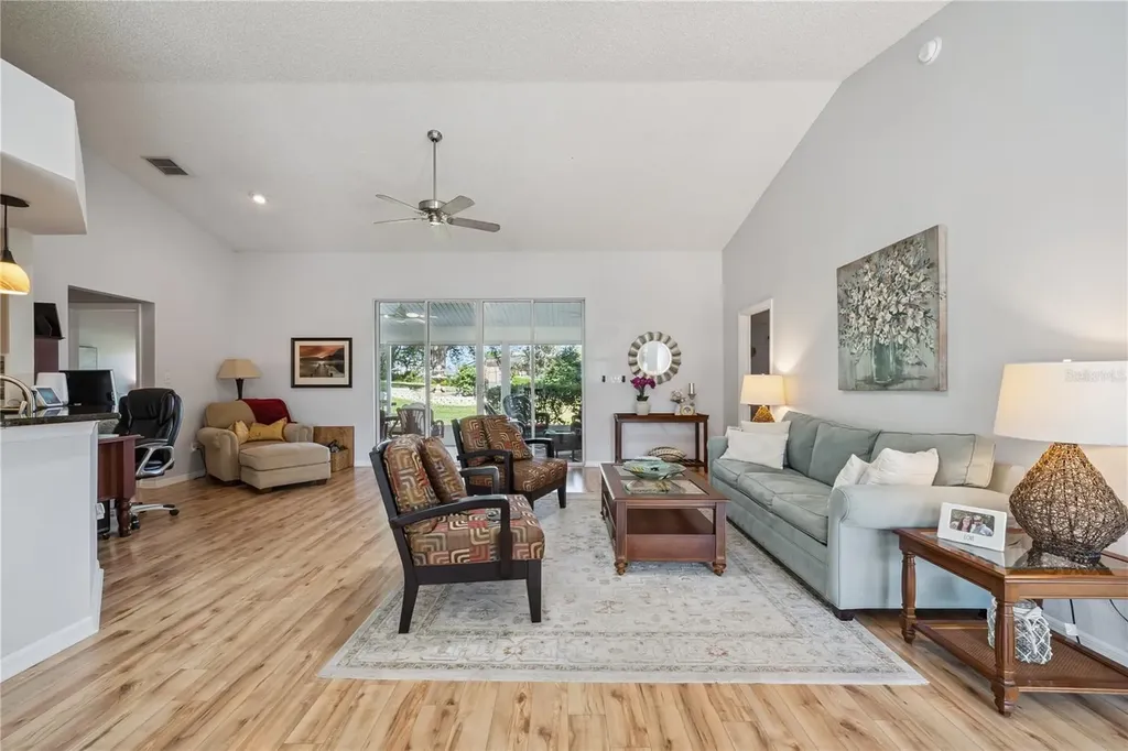 4730 Sawgrass Lake Circle Leesburg FL 34748