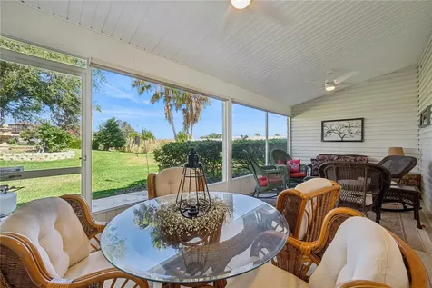 4730 Sawgrass Lake Circle Leesburg FL 34748