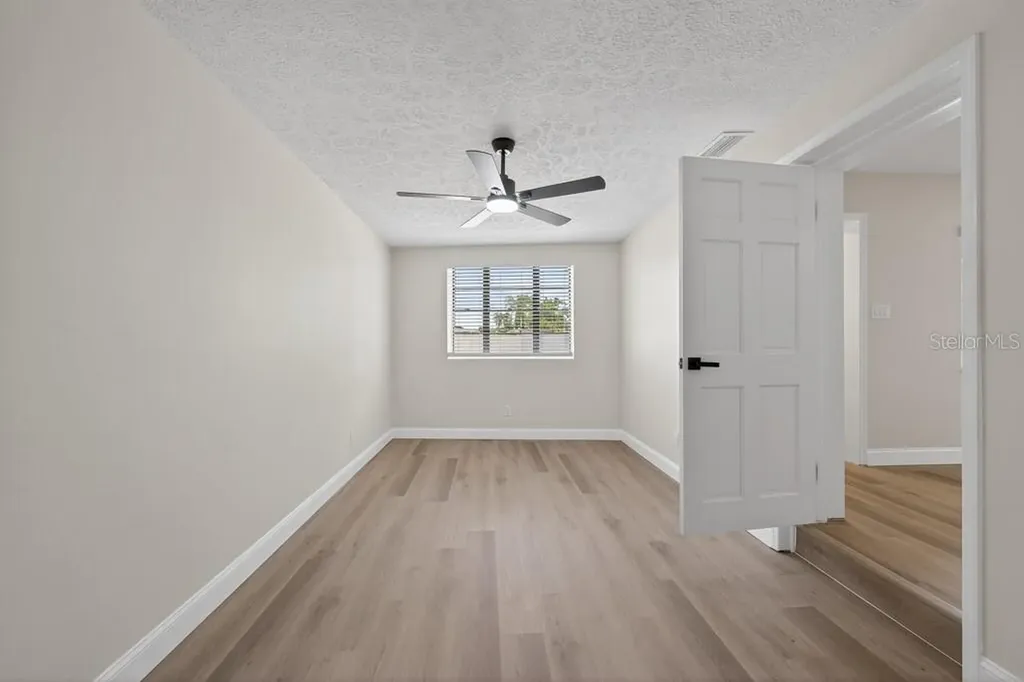 2540 W Knollwood Street Tampa FL 33614