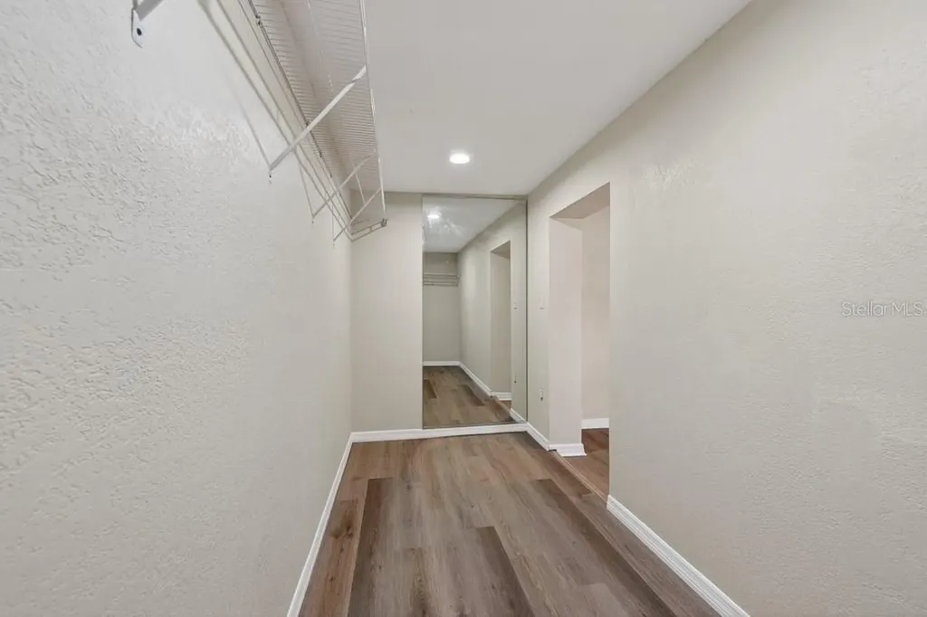 2540 W Knollwood Street Tampa FL 33614