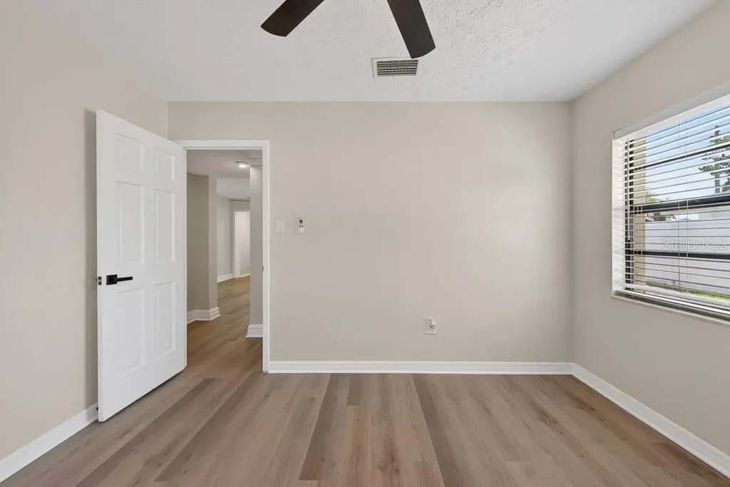 2540 W Knollwood Street Tampa FL 33614