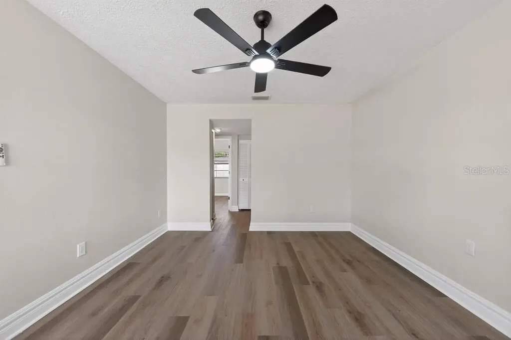 2540 W Knollwood Street Tampa FL 33614
