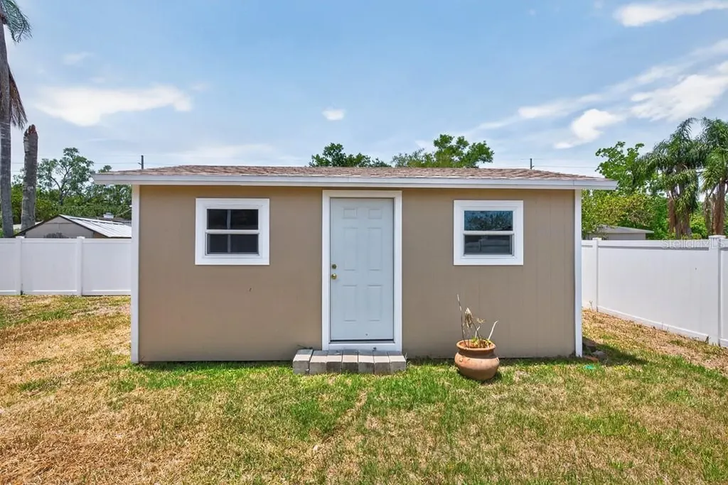 2540 W Knollwood Street Tampa FL 33614