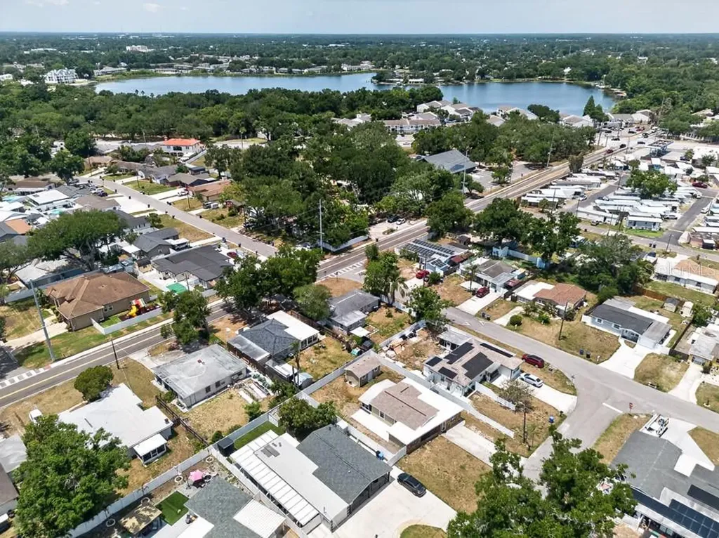 2540 W Knollwood Street Tampa FL 33614