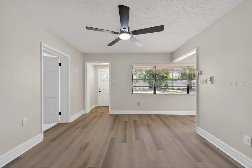 2540 W Knollwood Street Tampa FL 33614
