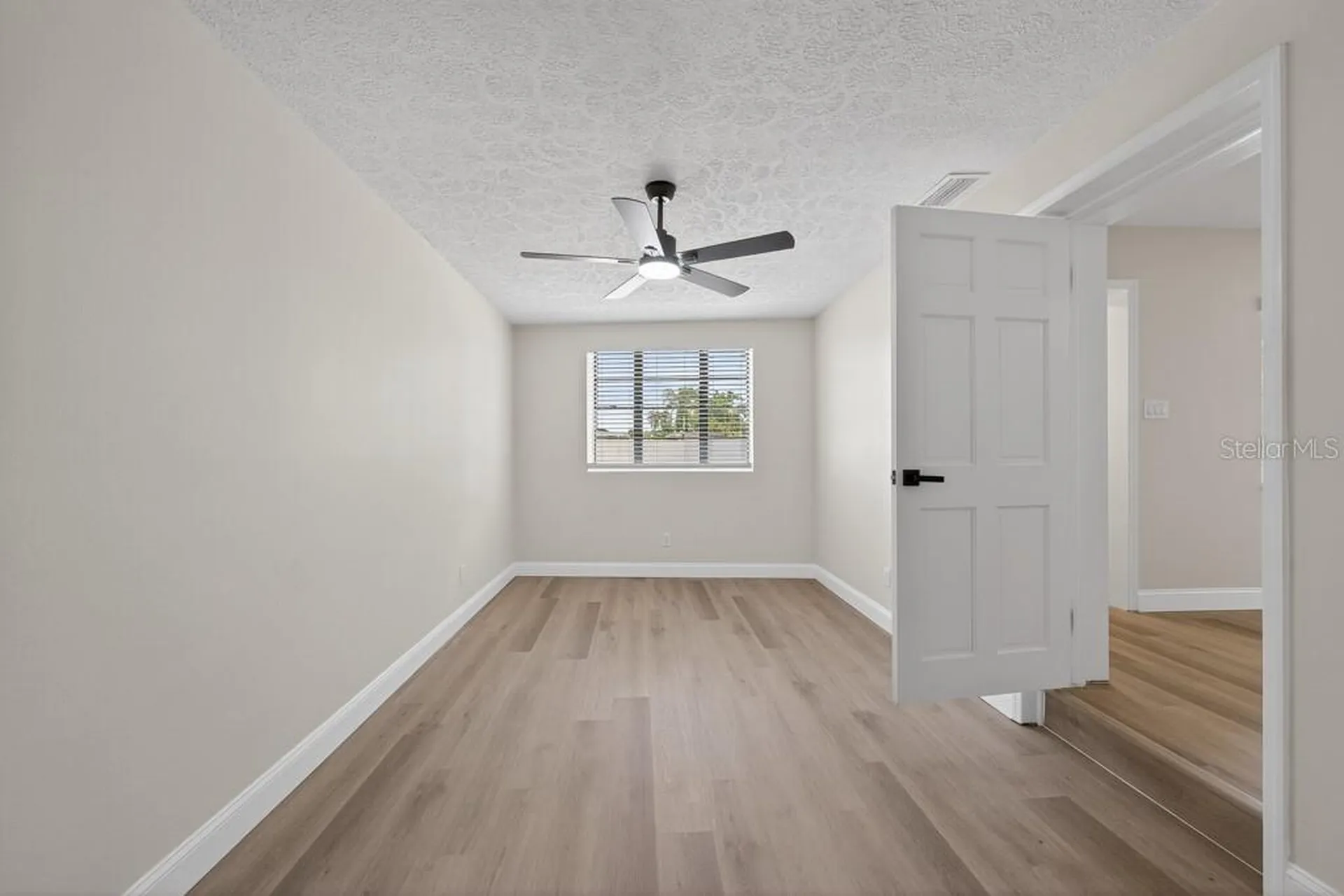 2540 W Knollwood Street Tampa FL 33614