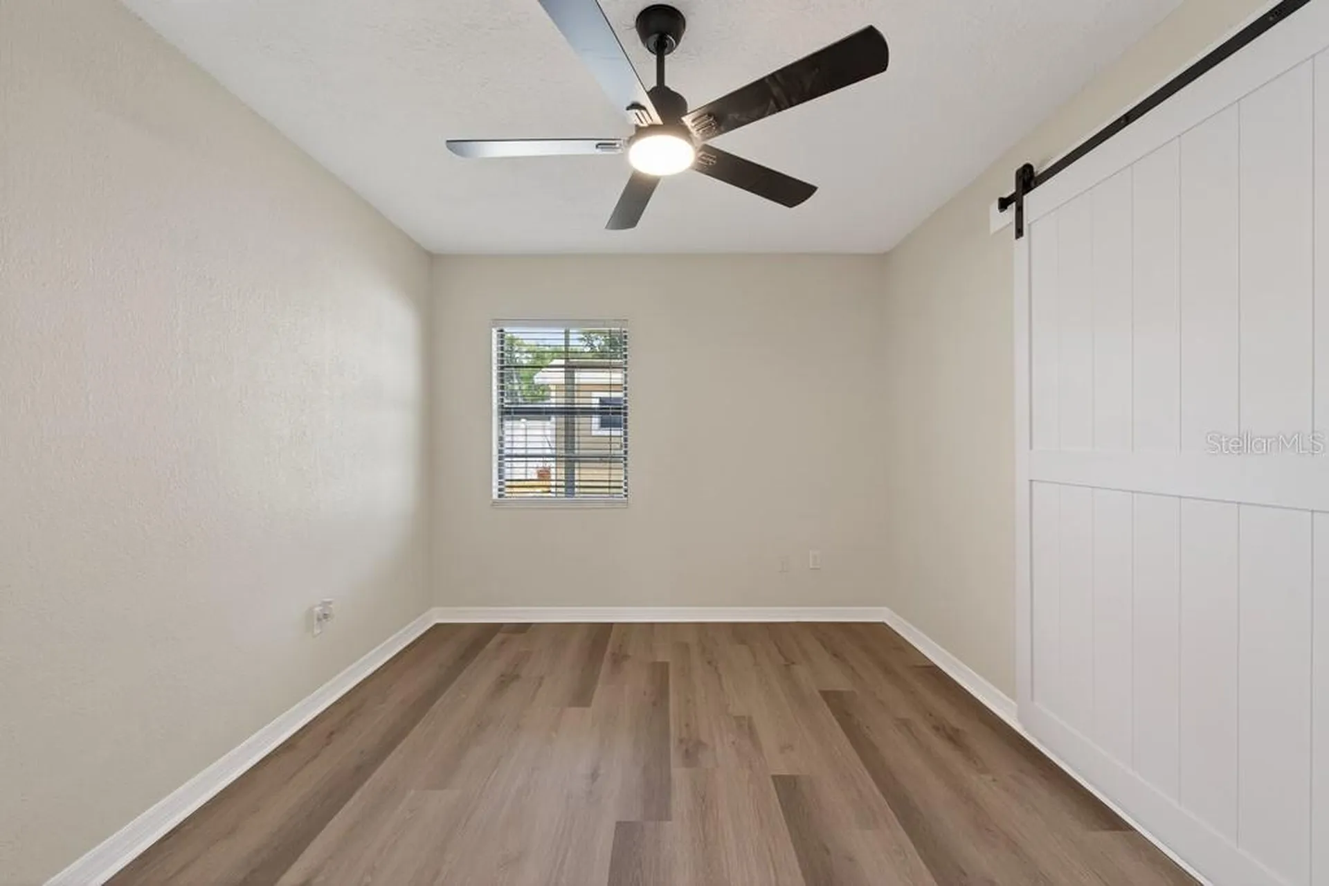2540 W Knollwood Street Tampa FL 33614