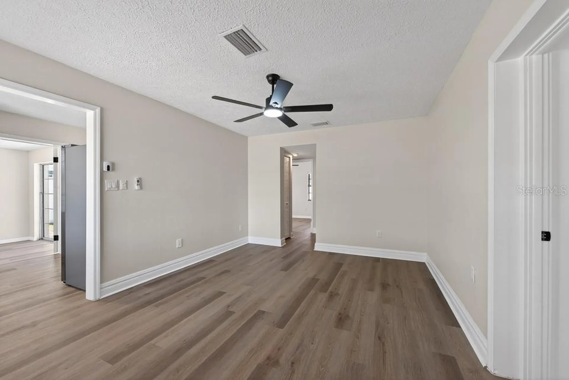 2540 W Knollwood Street Tampa FL 33614