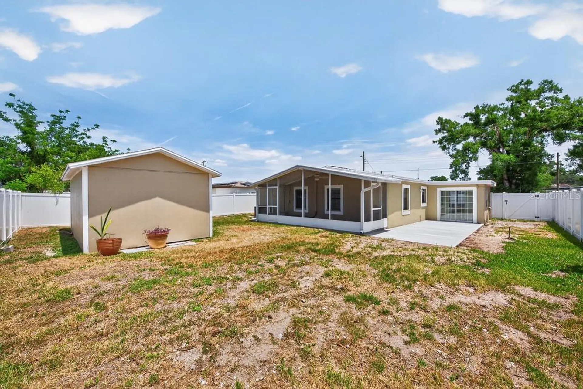 2540 W Knollwood Street Tampa FL 33614