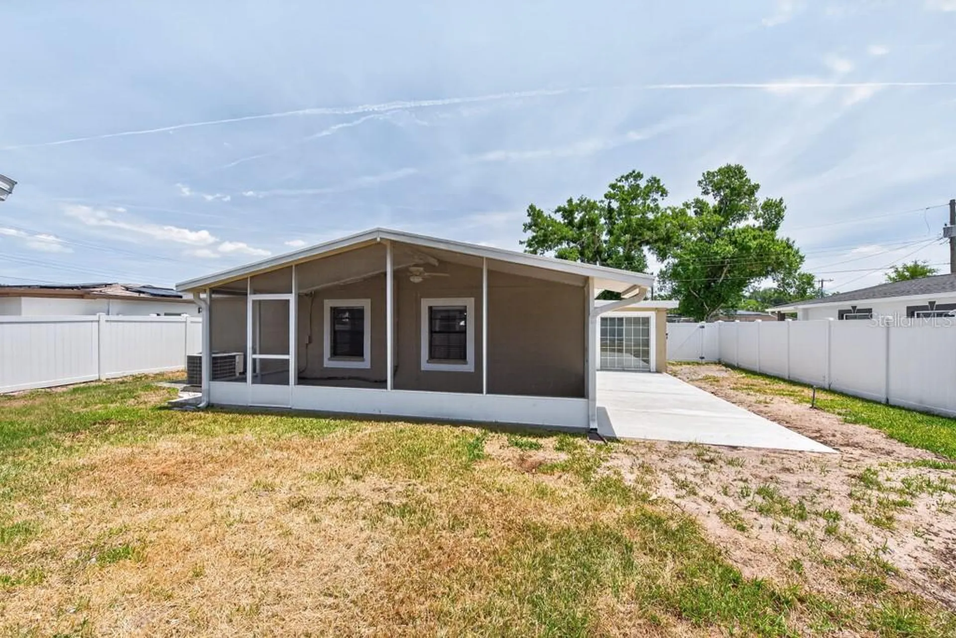2540 W Knollwood Street Tampa FL 33614