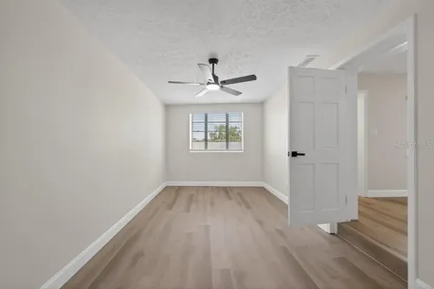 2540 W Knollwood Street Tampa FL 33614