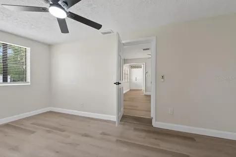 2540 W Knollwood Street Tampa FL 33614