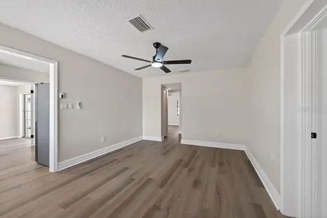 2540 W Knollwood Street Tampa FL 33614