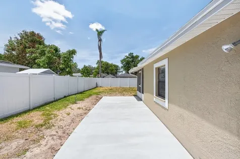 2540 W Knollwood Street Tampa FL 33614