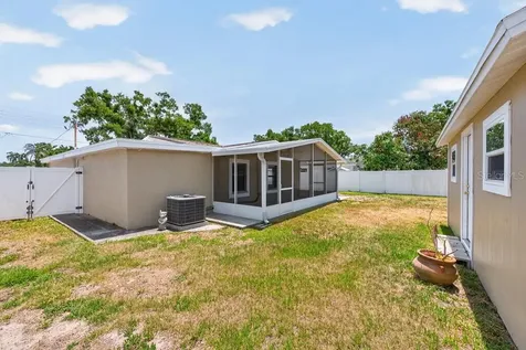 2540 W Knollwood Street Tampa FL 33614