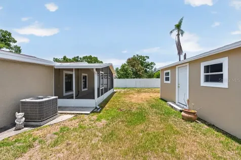 2540 W Knollwood Street Tampa FL 33614