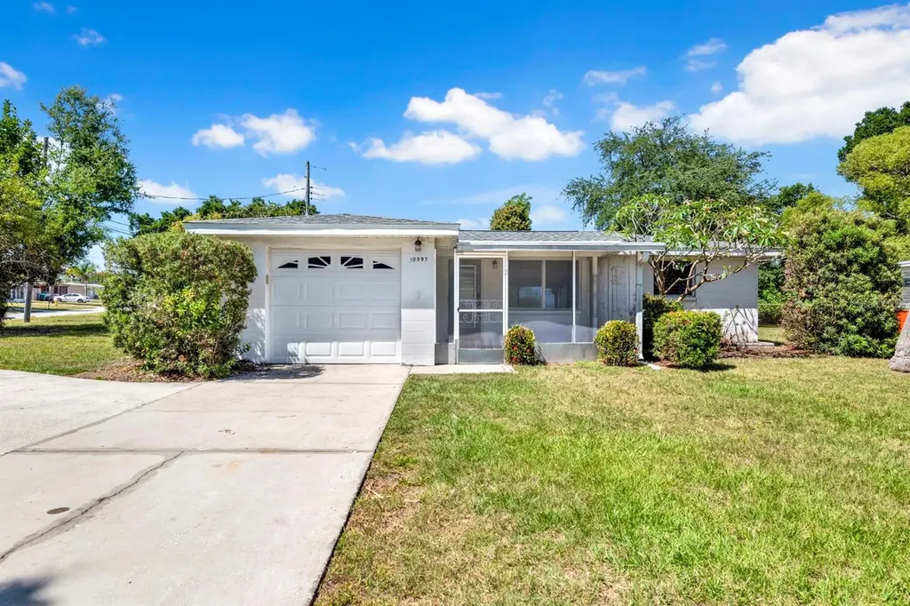 10597 110th Avenue Largo FL 33773