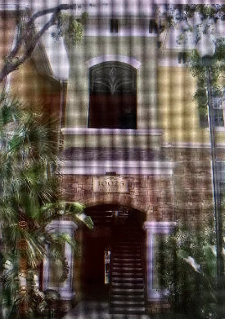 10025 Courtney Palms Boulevard Tampa FL 33619