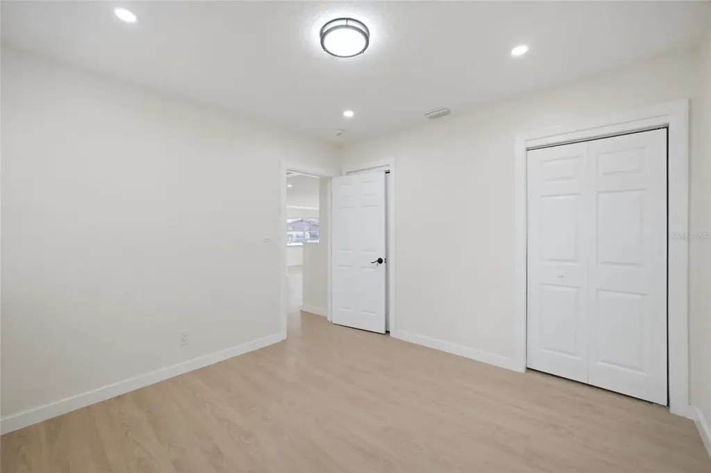 714 E 137th Avenue Tampa FL 33613